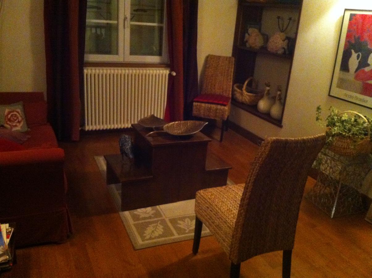 Auberge Fleurie Montsalvy Экстерьер фото